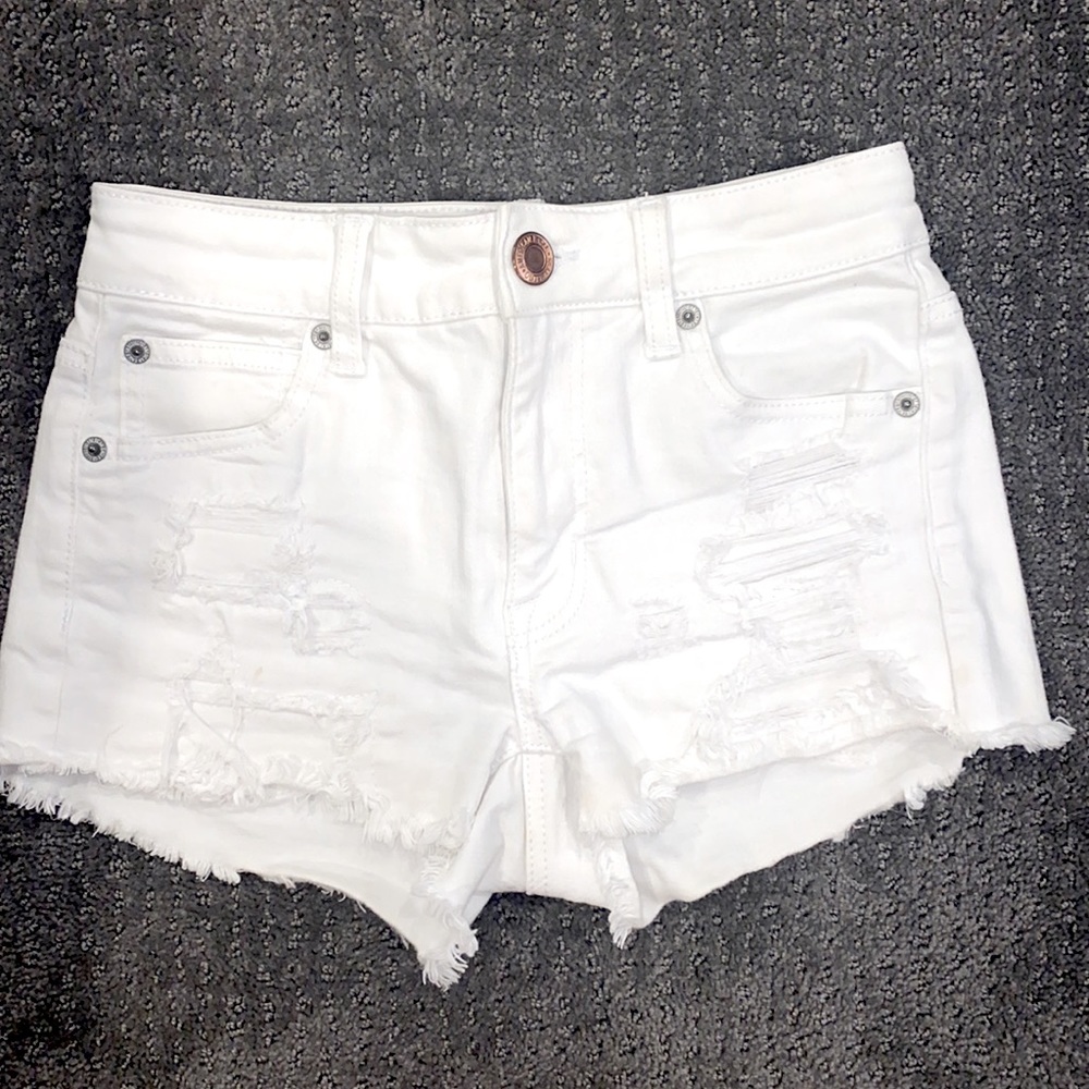 White American Eagle jean shorts